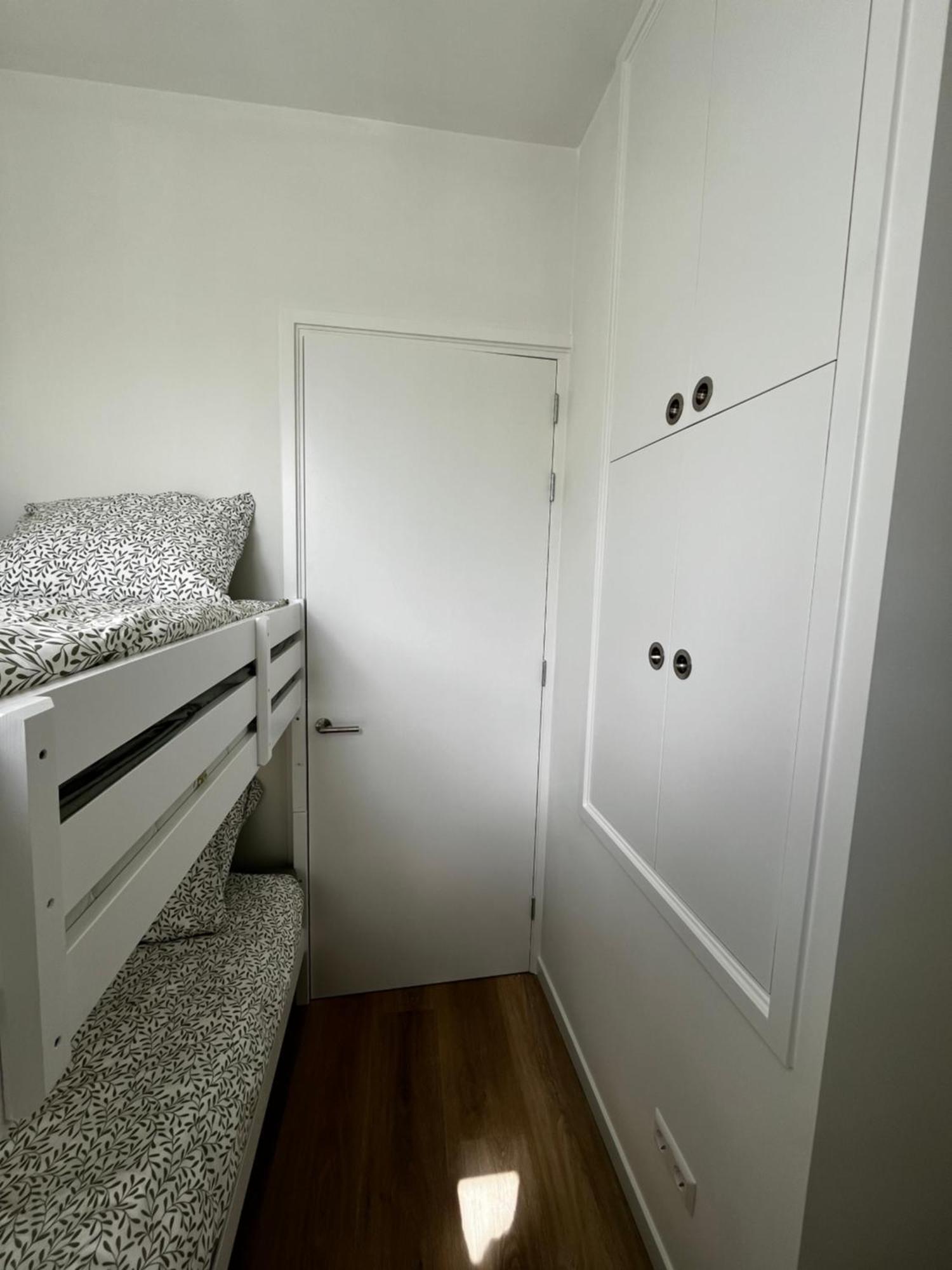 Apartement Hotel Stays By Adm Λάιντεν Εξωτερικό φωτογραφία