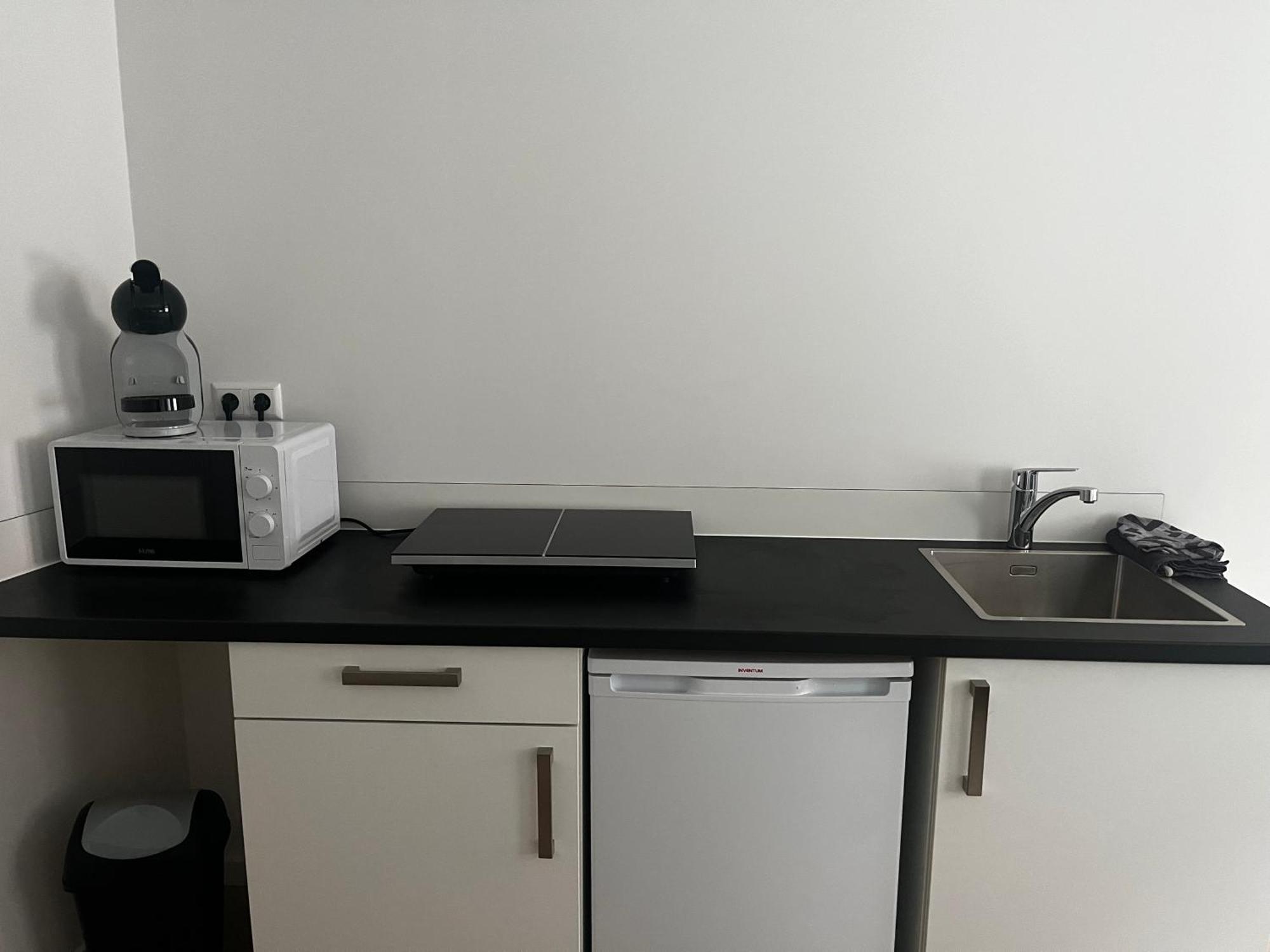 Apartement Hotel Stays By Adm Λάιντεν Εξωτερικό φωτογραφία