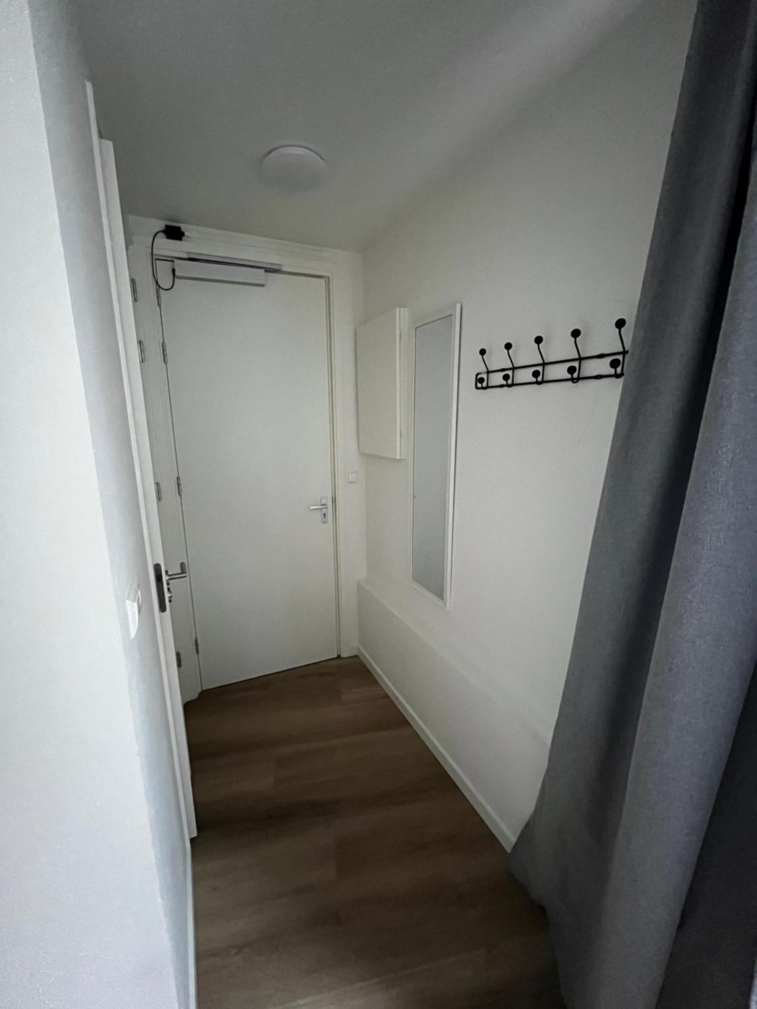 Apartement Hotel Stays By Adm Λάιντεν Εξωτερικό φωτογραφία